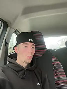 MikesWood21 online show from January 31, 3:22 pm