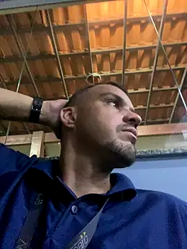 Vaguinhowqs online show from October 18, 7:35 am