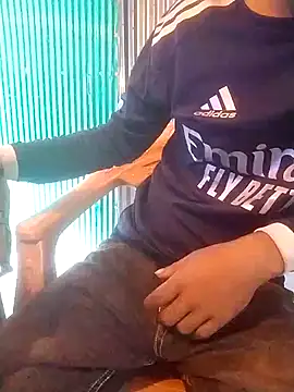 cutetaraaarhjn online show from December 18, 3:47 am