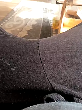 ich411983 online show from November 12, 9:59 am