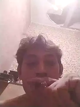 jenilmax online show from December 4, 4:05 pm