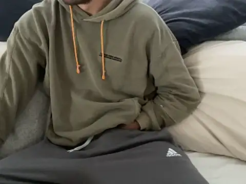 taallguyy 196 online show from October 23, 10:51 am