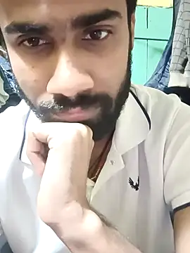 Snapshot of Skinny_Bigass_23 chatting on February 5, 6:59 pm Skinny Bigass 23 online show from February 5, 6:59 pm