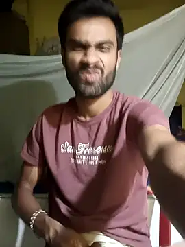 Snapshot of Skinny_Bigass_23 chatting on March 22, 7:31 pm Skinny Bigass 23 online show from March 22, 7:31 pm