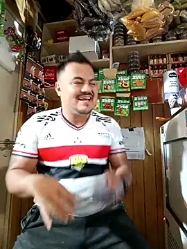 TheBriiaand30 online show from March 3, 3:08 pm