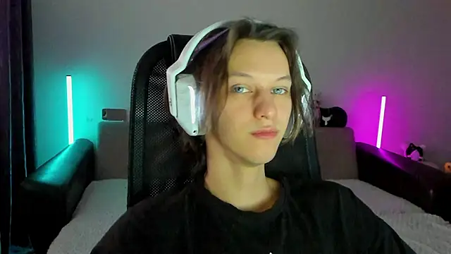 Ostin meow online show from February 15, 11:40 am