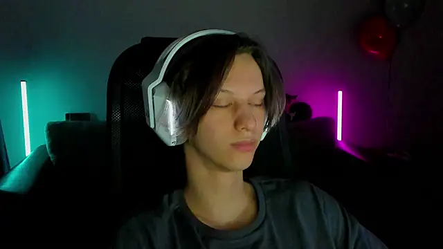 Ostin meow online show from January 19, 12:40 pm