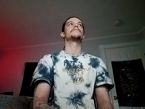 ChuckyyDee online show from December 21, 1:47 am