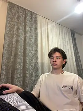 Snapshot of W_N_G_S chatting on March 21, 7:24 pm W N G S online show from March 21, 7:24 pm