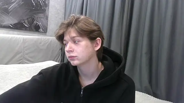 Snapshot of W_N_G_S chatting on September 26, 8:39 pm W N G S online show from September 26, 8:39 pm