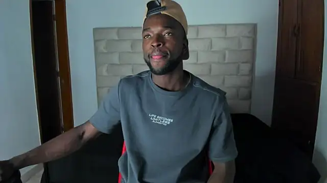 Dylan Taylor online show from November 6, 11:57 am