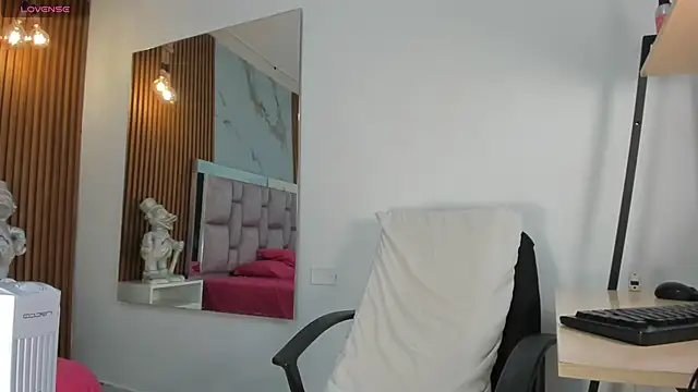 Snapshot of _Brihan chatting on December 28, 7:11 pm  Brihan online show from December 28, 7:11 pm