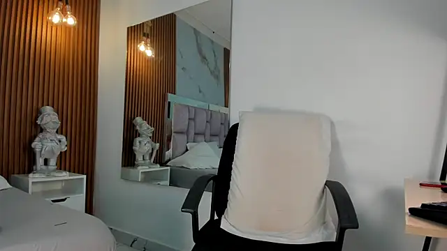 Snapshot of _Brihan chatting on January 7, 8:21 pm  Brihan online show from January 7, 8:21 pm