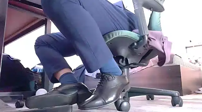 softlyS online show from February 11, 7:44 am