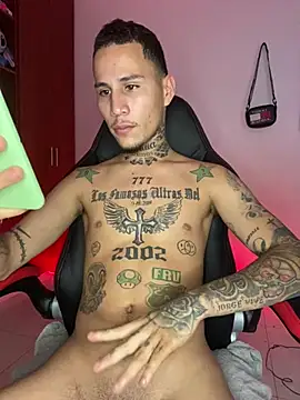 Junihn0 online show from February 4, 3:57 pm