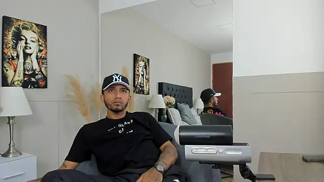 Robin Rief online show from January 23, 4:09 am