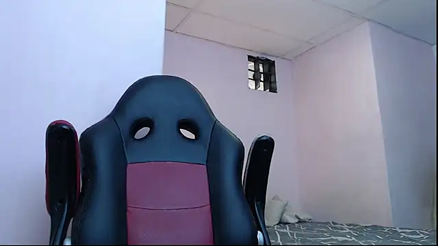 Snapshot of mr_stiven_ chatting on January 26, 2:03 am mr stiven  online show from January 26, 2:03 am