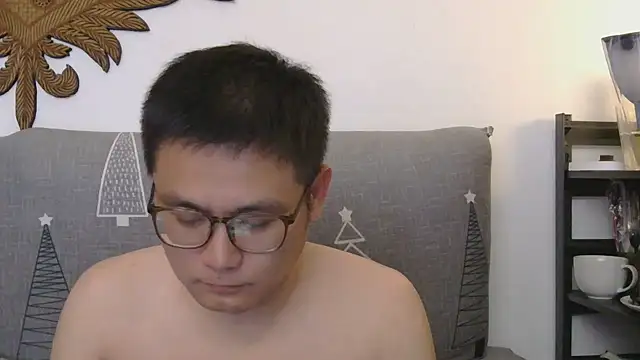 866532 online show from November 20, 3:44 pm