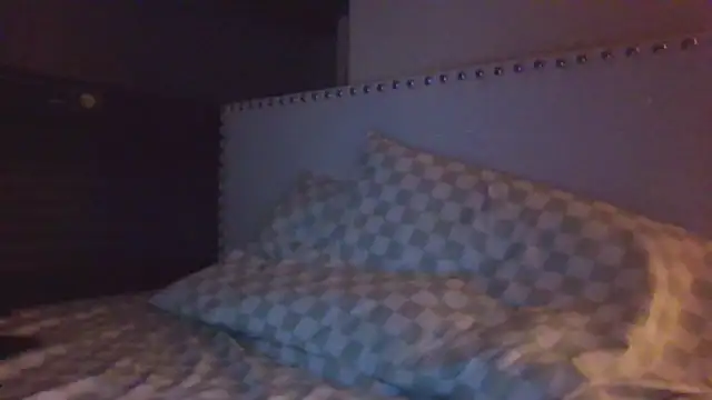 Nickj630 online show from November 6, 12:41 pm