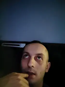 Snapshot of Kondzio chatting on September 16, 10:32 pm Kondzio online show from September 16, 10:32 pm