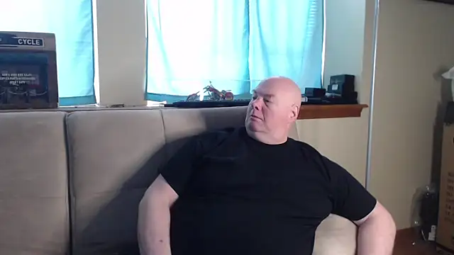 harley99574 online show from April 17, 1:36 pm