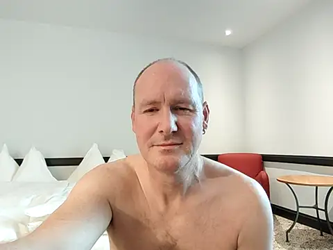 Nacktputzer online show from December 21, 1:42 pm