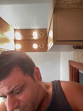 SecretlyDD online show from March 17, 10:06 am