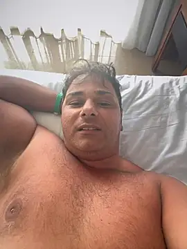 SecretlyDD online show from March 6, 2:51 pm