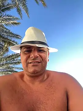 SecretlyDD online show from March 11, 2:18 pm