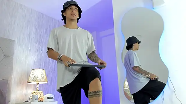 jason hanks8 online show from February 14, 12:36 pm