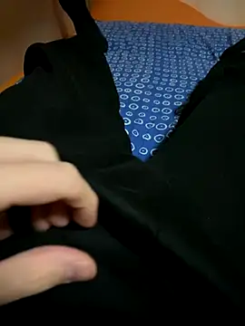 Dvddd online show from November 25, 5:04 pm