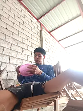 Snapshot of elmazitogrande chatting on October 3, 5:40 pm elmazitogrande online show from October 3, 5:40 pm