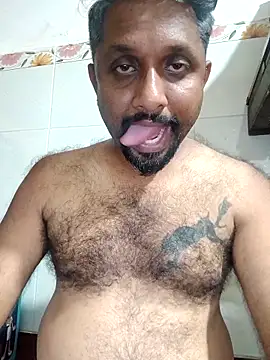 carria homes online show from November 13, 7:07 pm