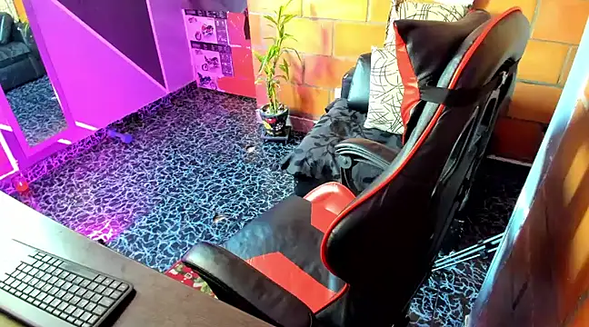 Adam Valenciia online show from January 20, 2:03 pm