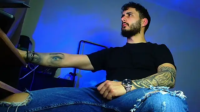 XanderCage99 online show from April 19, 6:10 pm