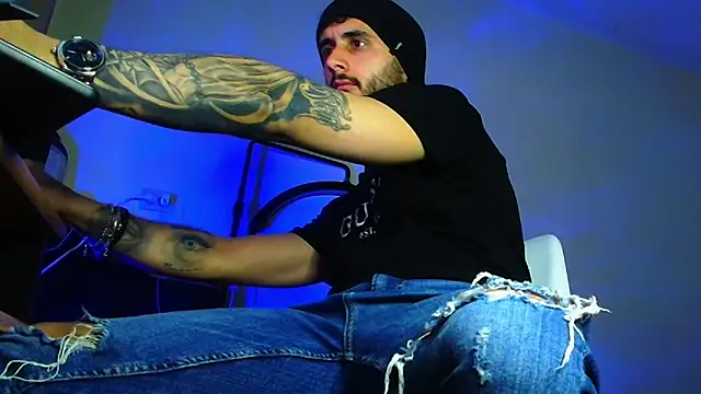 XanderCage99 online show from April 9, 8:15 pm