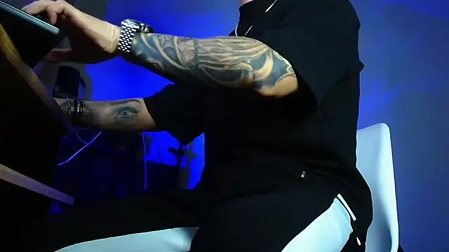 XanderCage99 online show from April 22, 3:02 am