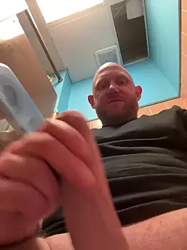 ozmit online show from January 27, 11:54 pm