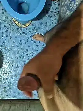 Snapshot of indian_2323 chatting on January 1, 3:24 pm indian 2323 online show from January 1, 3:24 pm