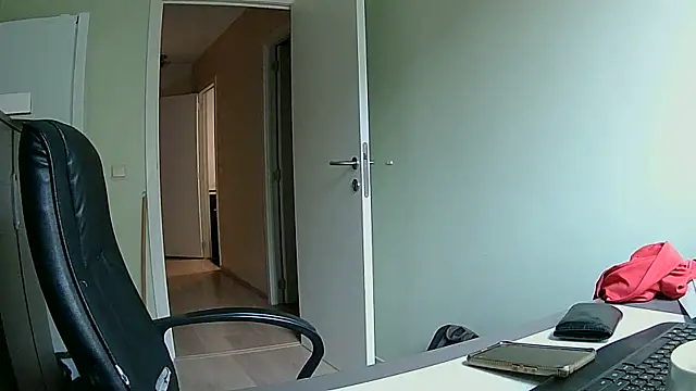 littlehairyman online show from October 14, 7:26 am