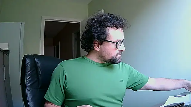 littlehairyman online show from October 9, 7:13 am