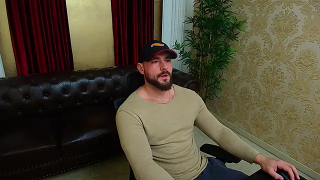 AdamJamesonn online show from December 1, 6:49 am