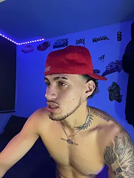 Snapshot of Neymar_jr11-collinss chatting on October 9, 11:09 pm Neymar jr11-collinss online show from October 9, 11:09 pm