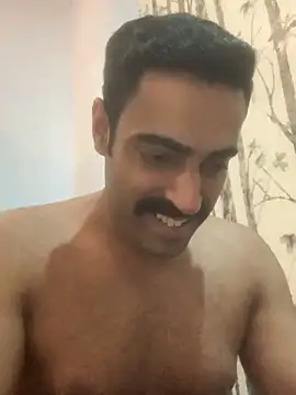 vaibhavchugh38 online show from January 11, 1:22 pm