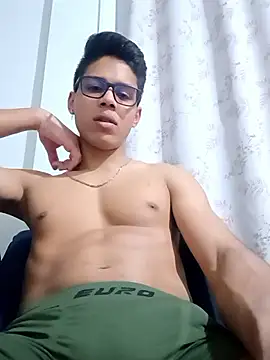 Snapshot of HornyTiger744 chatting on September 14, 4:47 am HornyTiger744 online show from September 14, 4:47 am