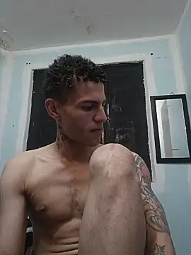 dany hardy online show from April 14, 12:00 am