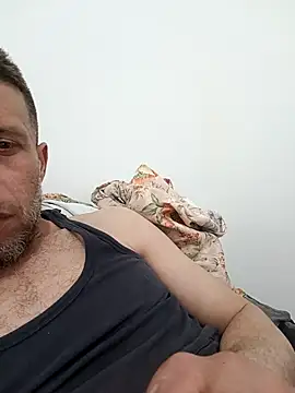 hmtrechaudd online show from April 14, 10:53 pm