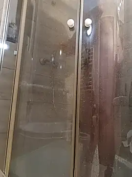 larzik94 online show from February 23, 4:52 pm