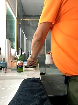 carlospingalinda online show from September 18, 10:56 pm