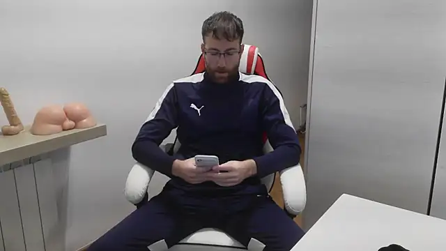 machohiberiko online show from December 19, 7:00 pm